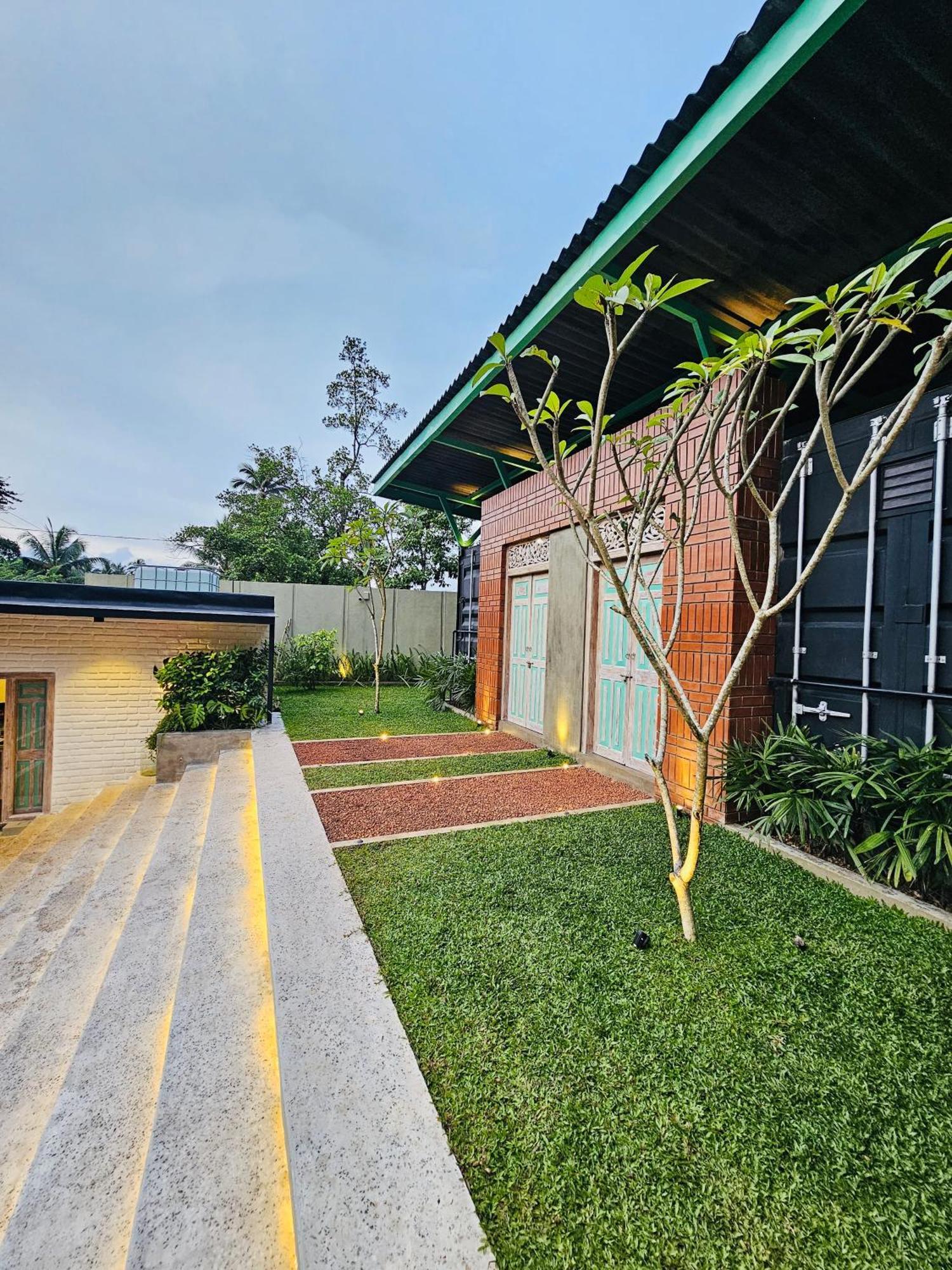 Container Villa Luxury Collection Weliweriya Dış mekan fotoğraf
